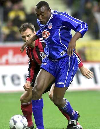 判处其两年 判处其两年